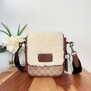NWT Coach Lucas Crossbody‎ Bag In Signature Canvas